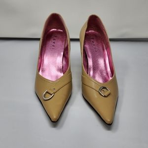 Tan dress pumps